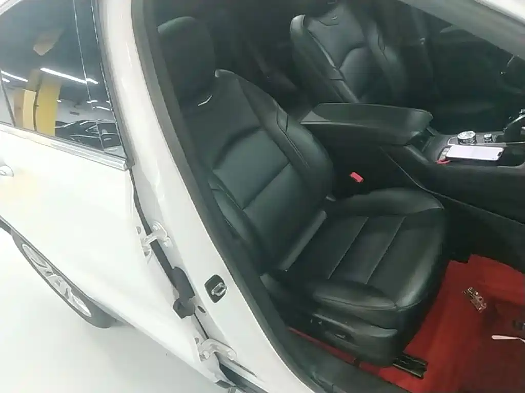Cadillac XT4 — миниатюра 25