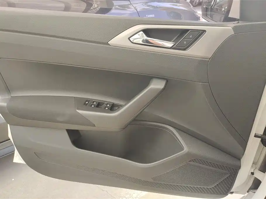 Volkswagen Polo 2019 Plus 1.5L AT