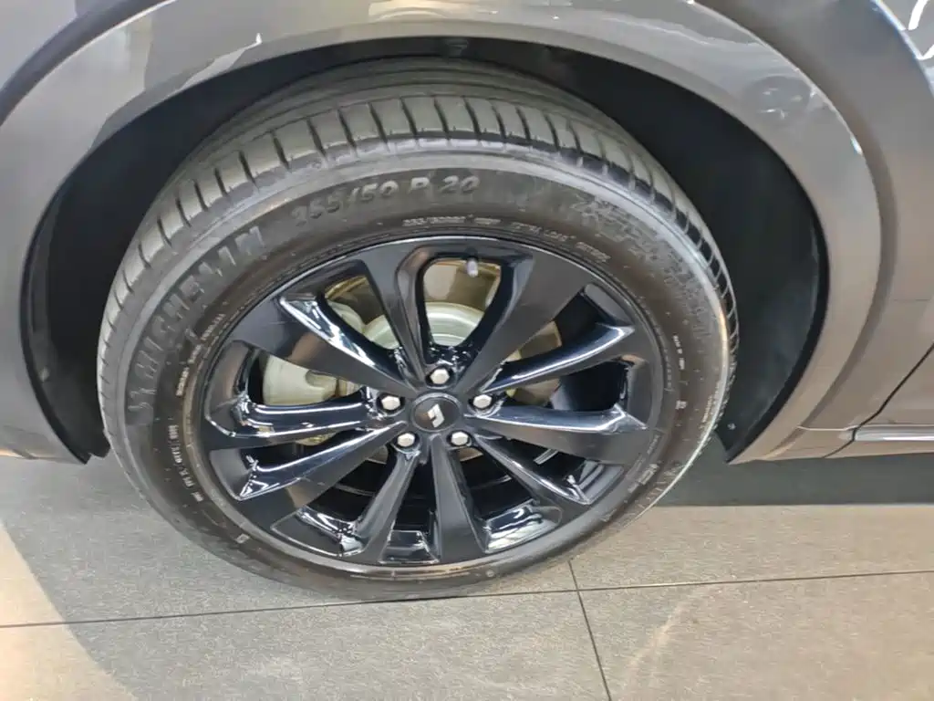 Li Auto Li ONE — миниатюра 23