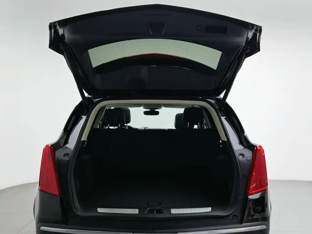 Cadillac XT5 — миниатюра 16
