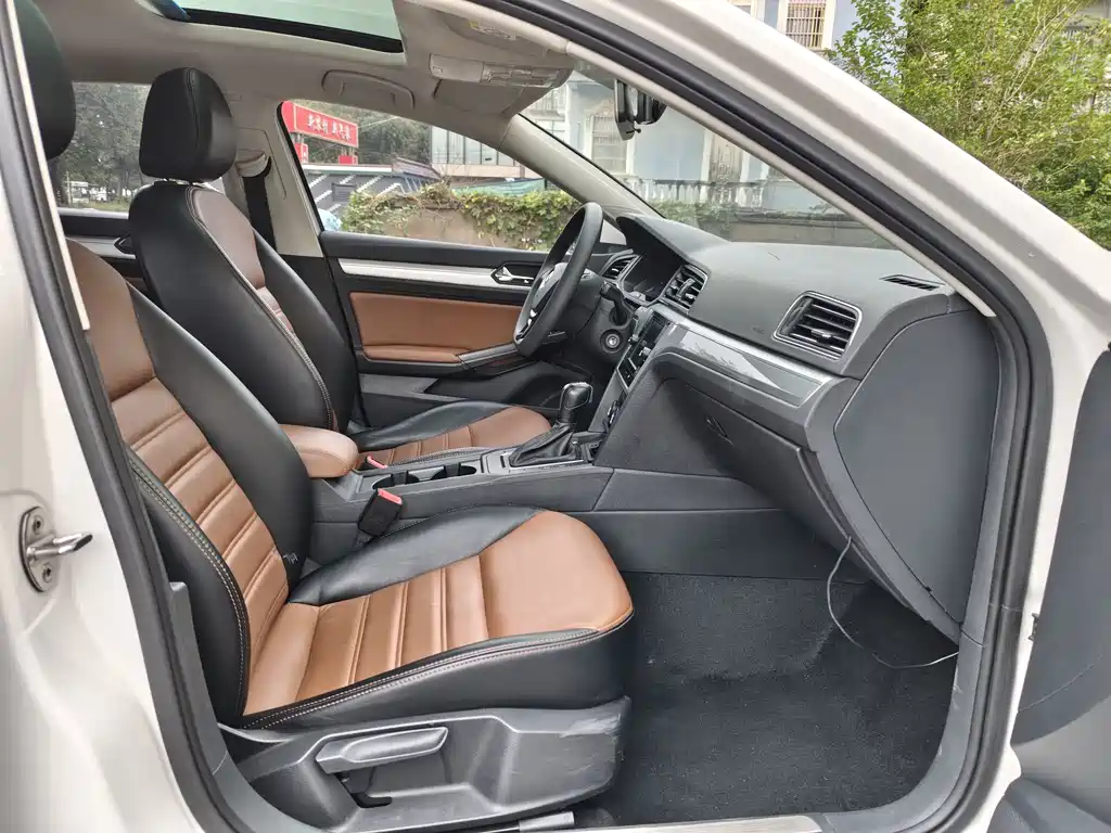Volkswagen Lamando — миниатюра 10