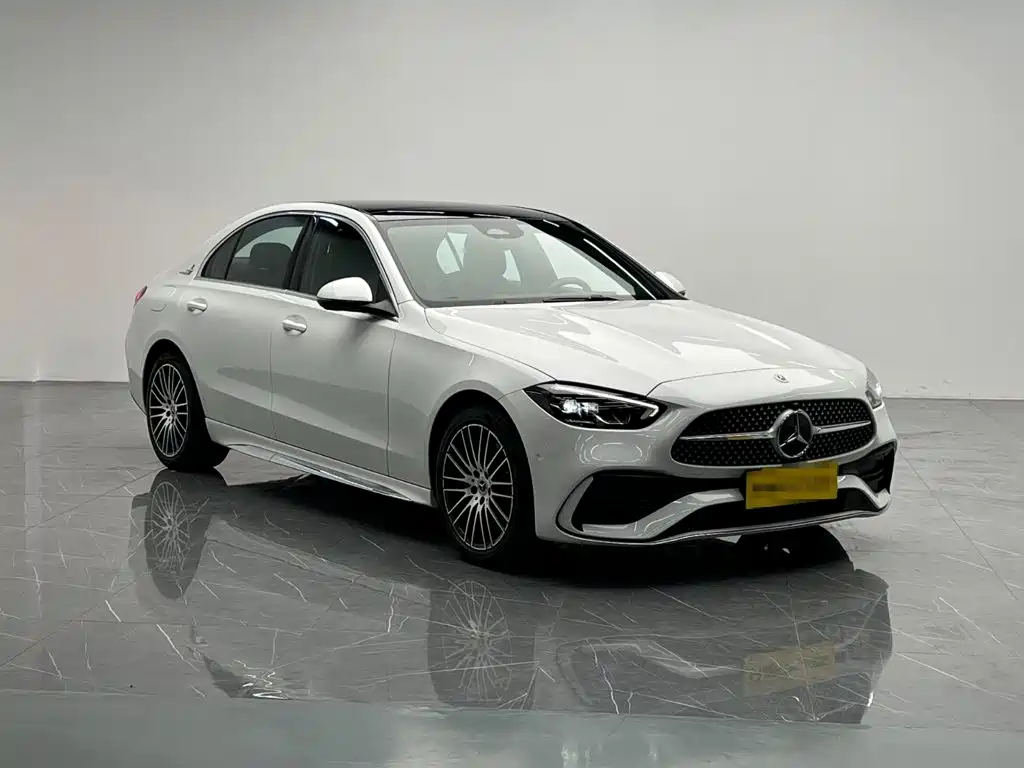 Mercedes-Benz C-Class — миниатюра 8