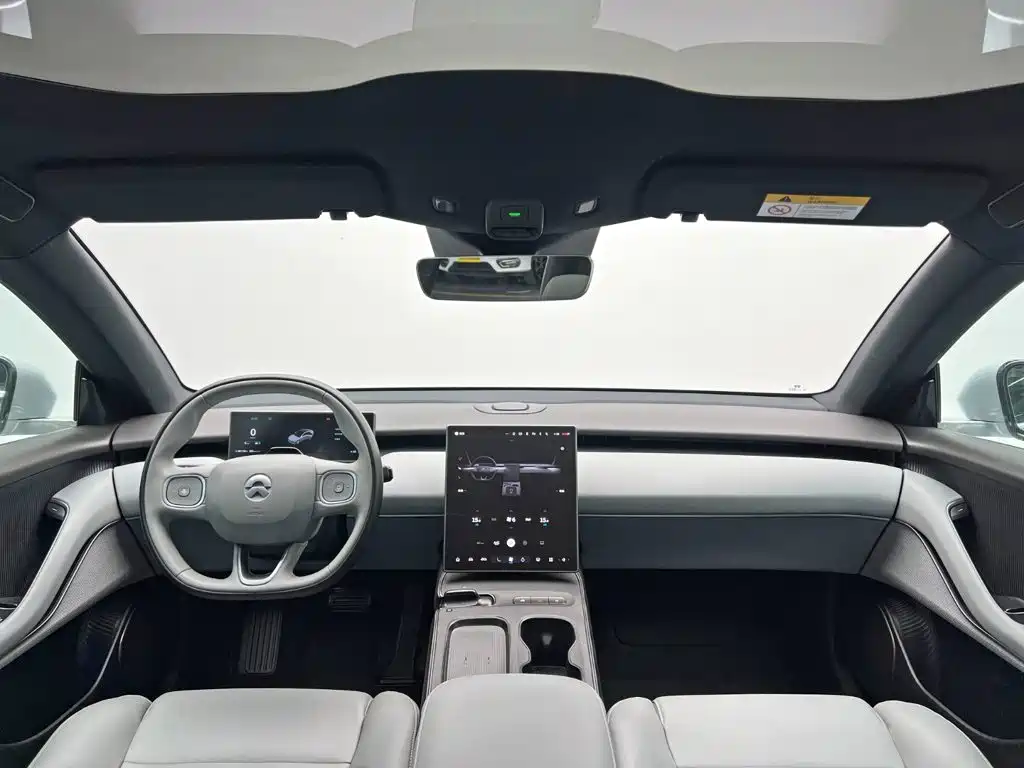 NIO ET5 — миниатюра 23