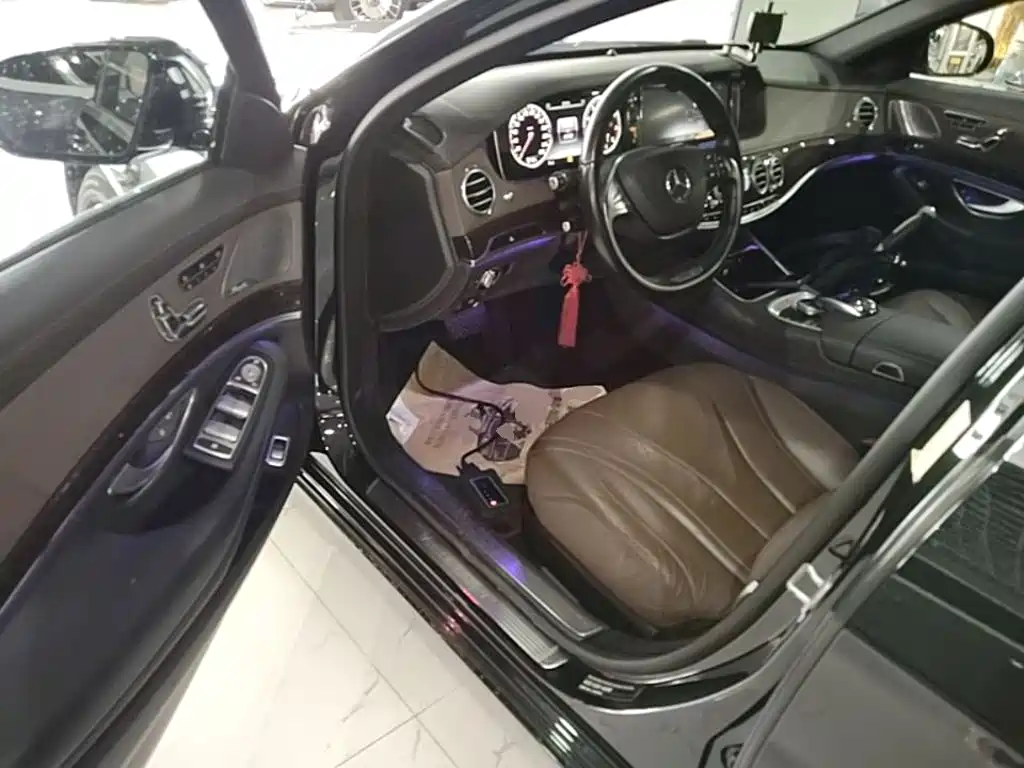 Mercedes-Benz S-Class — миниатюра 16