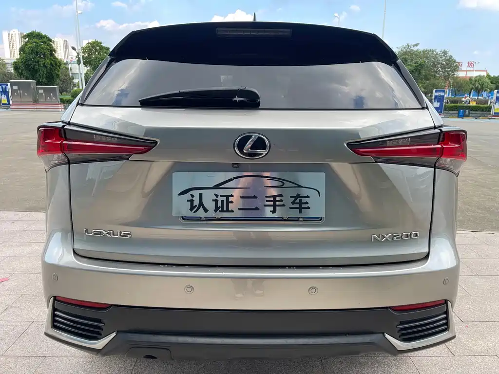 Lexus NX — миниатюра 10