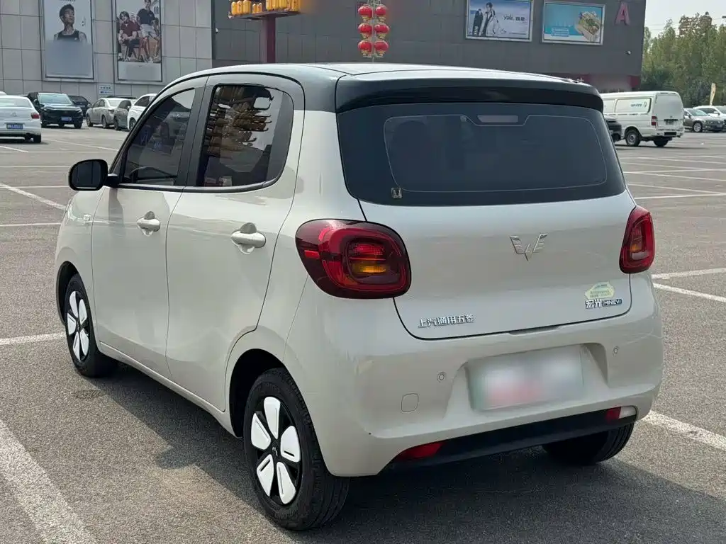 Wuling MINIEV — миниатюра 5