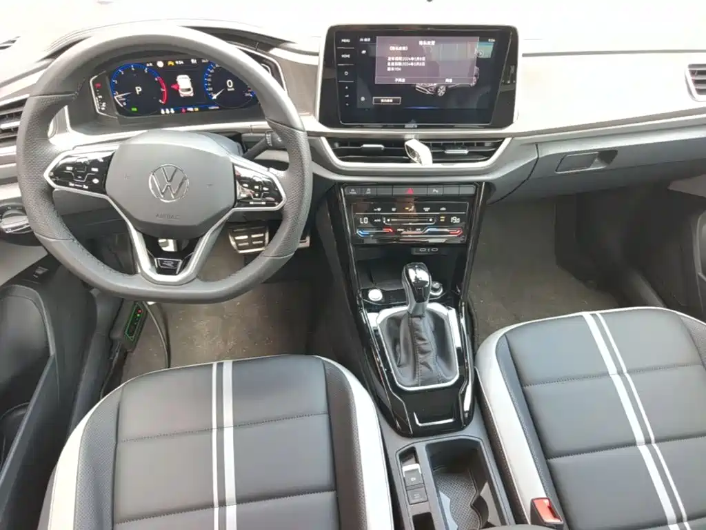 Volkswagen T-Roc — миниатюра 10