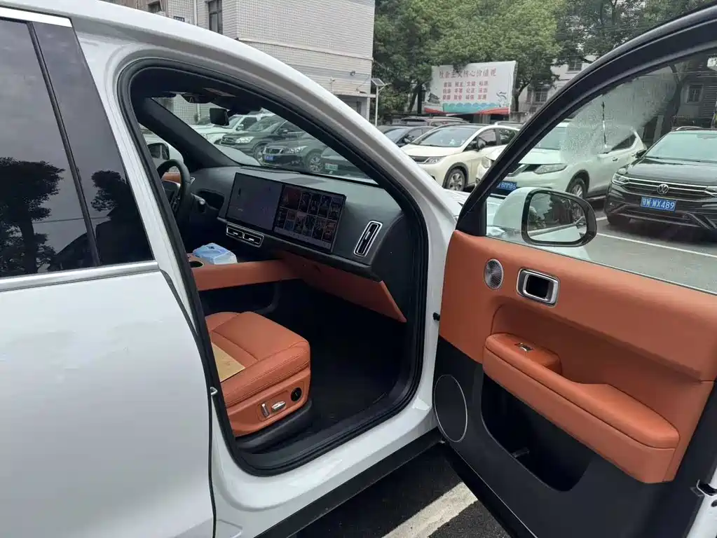 Li Auto Li L6 — миниатюра 7