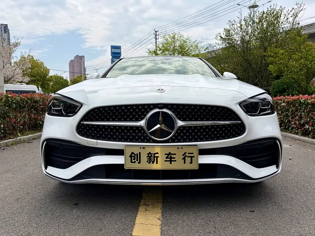 Mercedes-Benz C-Class 2023