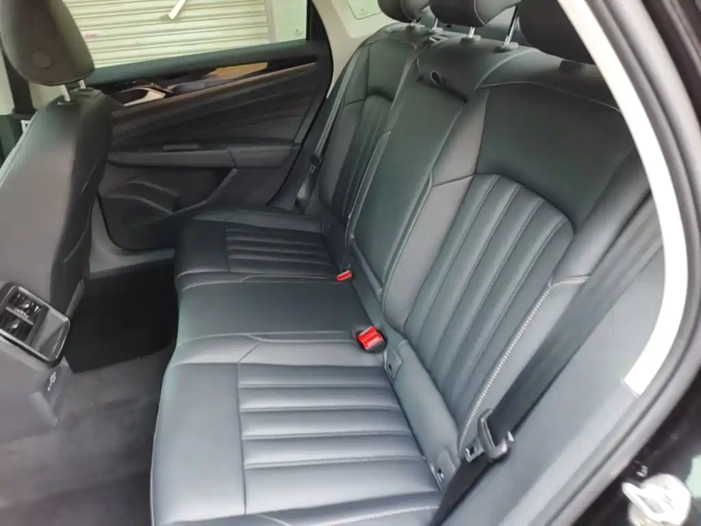 Volkswagen Passat — миниатюра 17