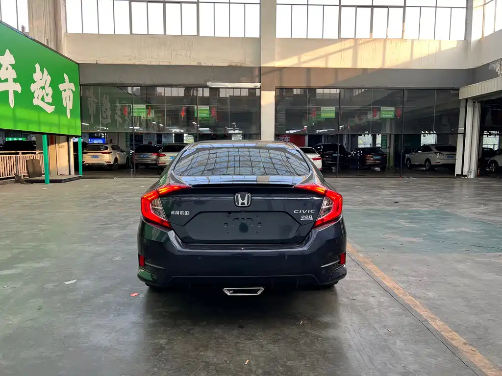 Honda Civic — миниатюра 10