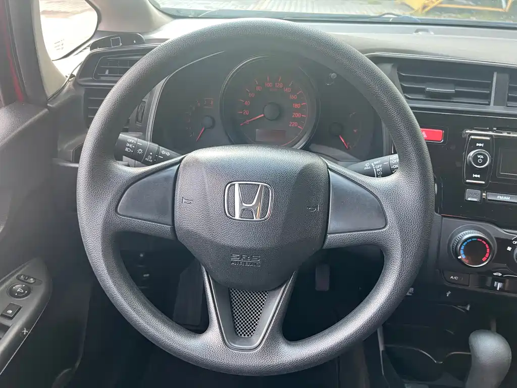 Honda Fit — миниатюра 22
