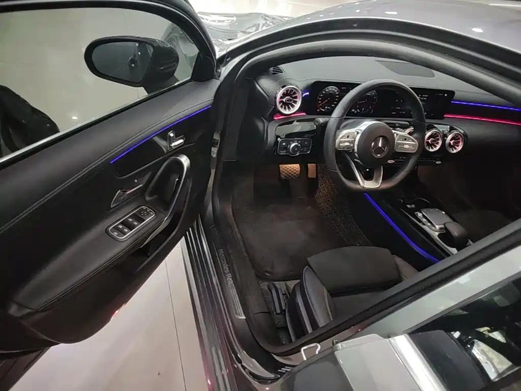 Mercedes-Benz A-Class — миниатюра 16