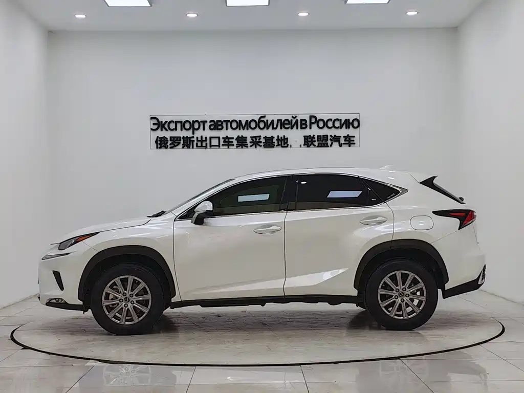 Lexus NX 2020 200 V