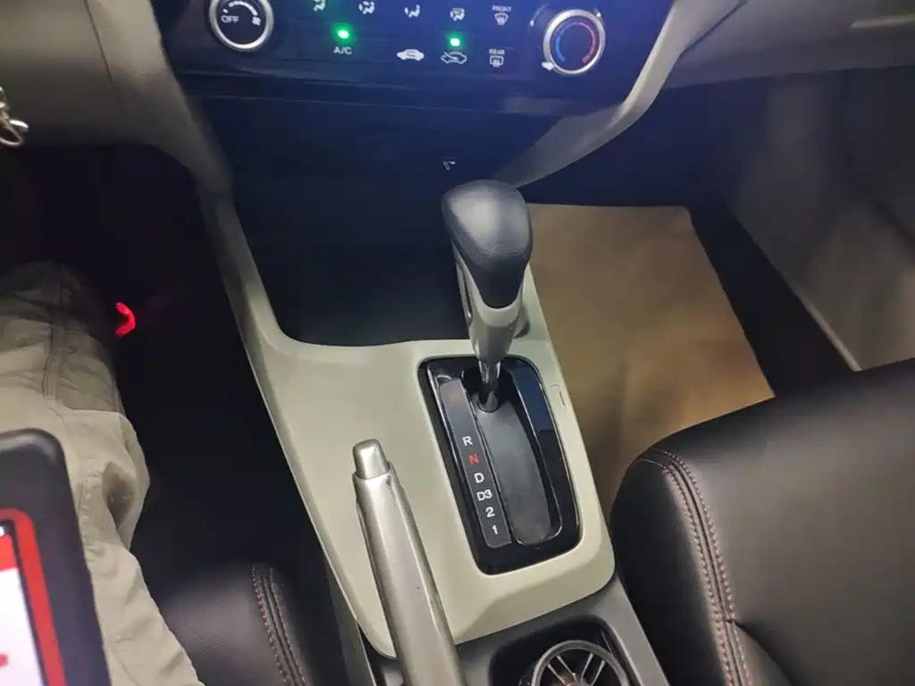Honda Civic — миниатюра 14