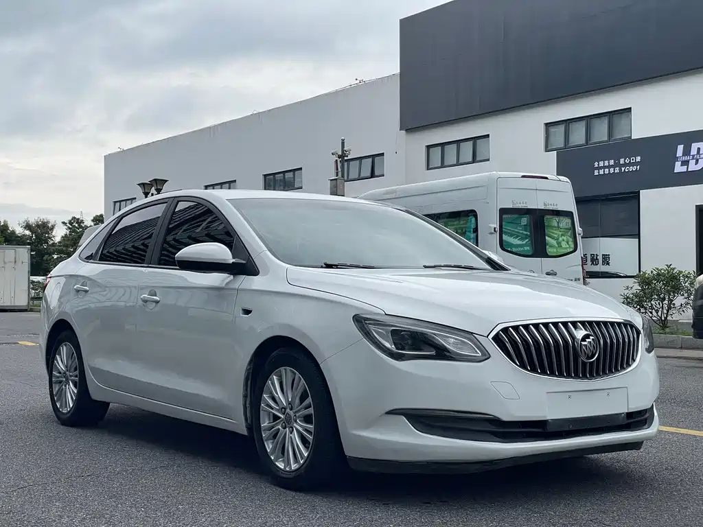 Buick Excelle — миниатюра 3
