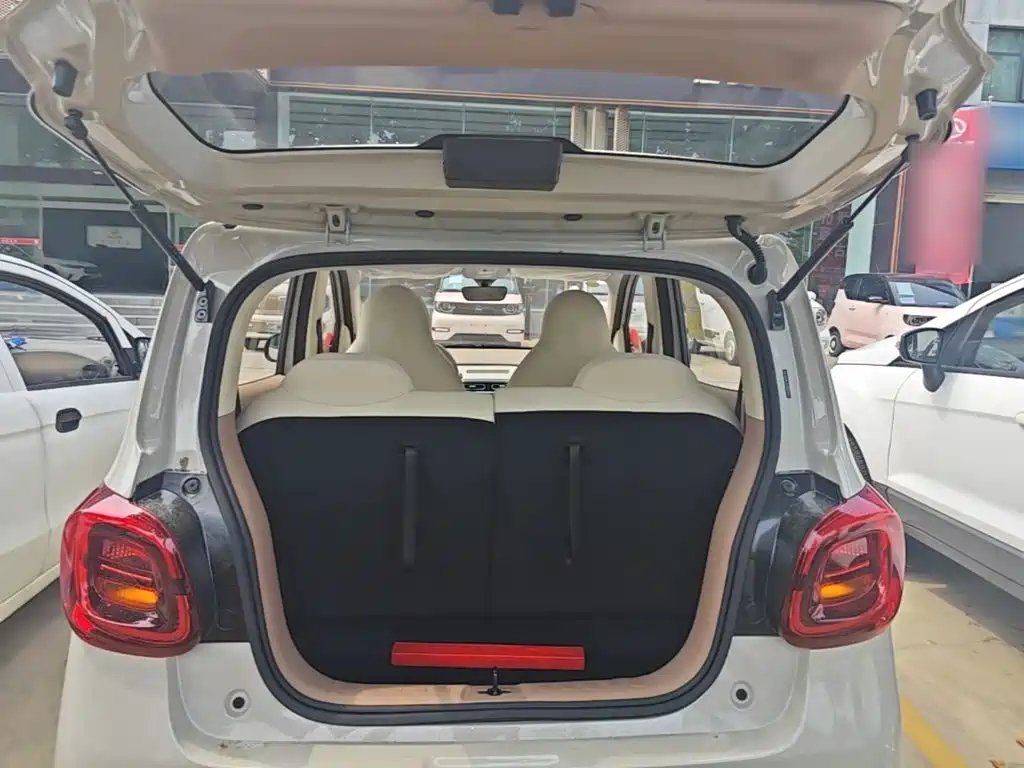 Wuling MINIEV — миниатюра 19