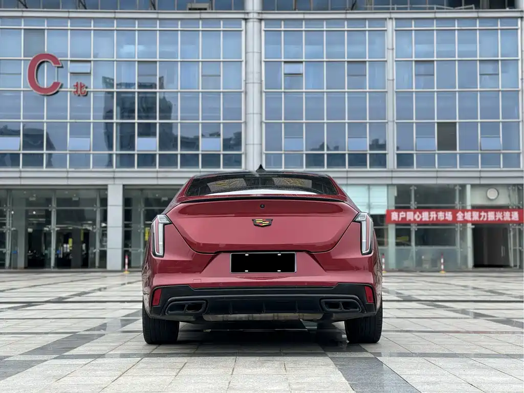 Cadillac CT4 — миниатюра 6