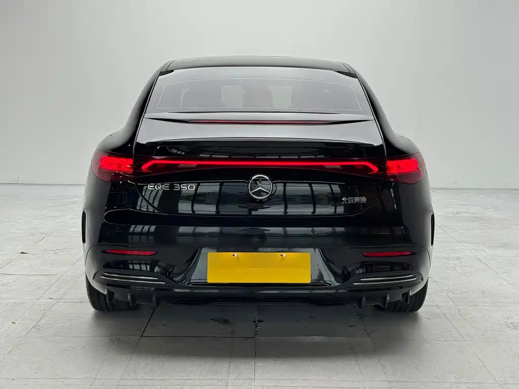 Mercedes-Benz EQE — миниатюра 15