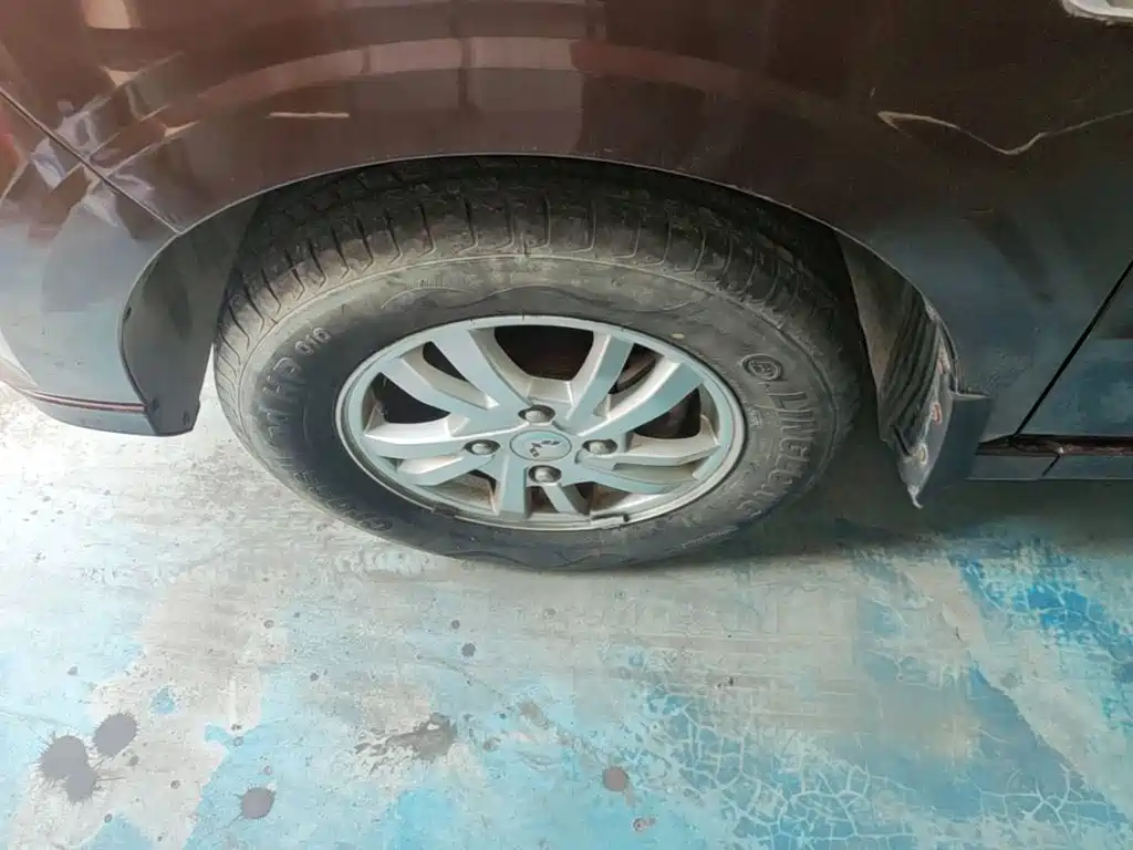 Wuling Hongguang — миниатюра 23