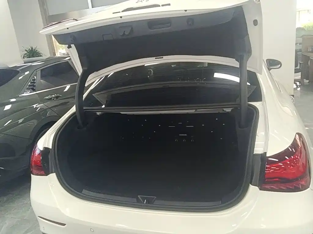 Mercedes-Benz A-Class — миниатюра 19