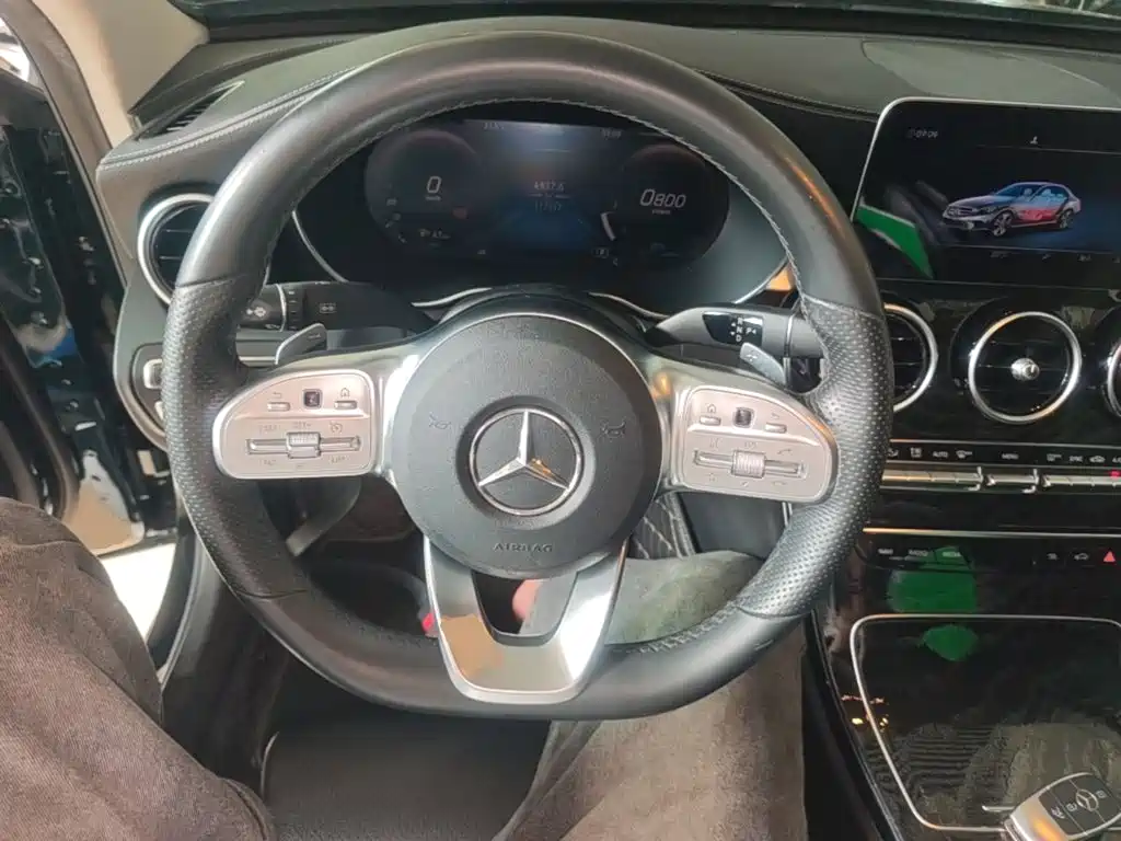 Mercedes-Benz C-Class — миниатюра 11