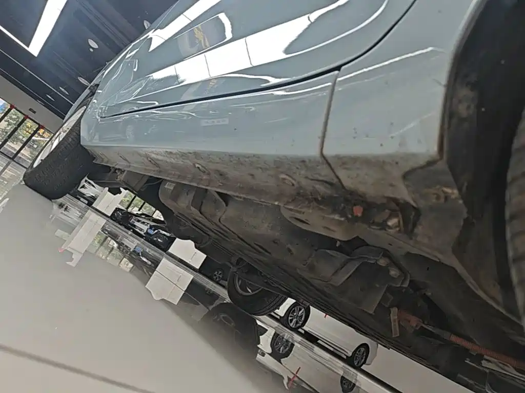 Wuling MINIEV — миниатюра 21