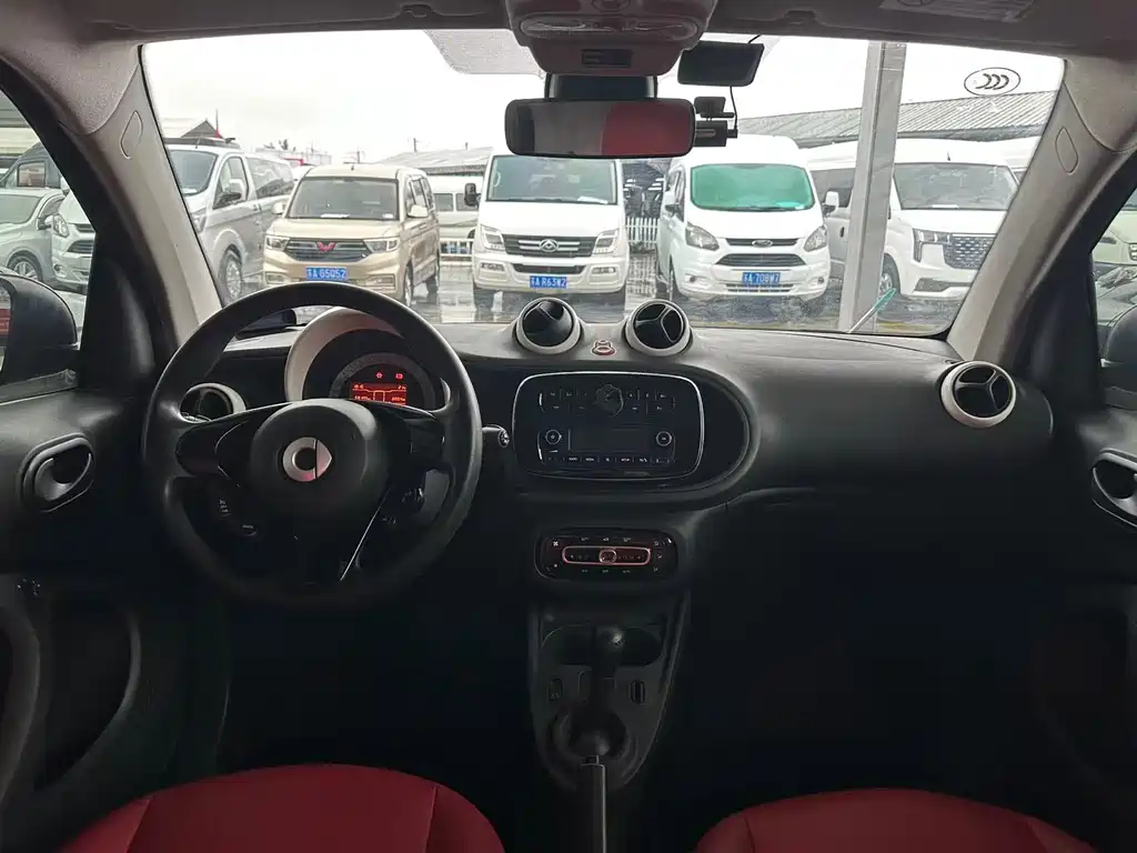 smart Smart Fortwo — миниатюра 8