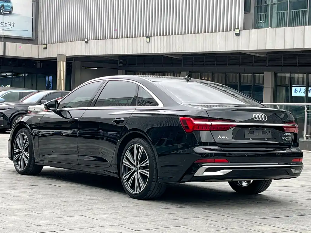 Audi A6L — миниатюра 7