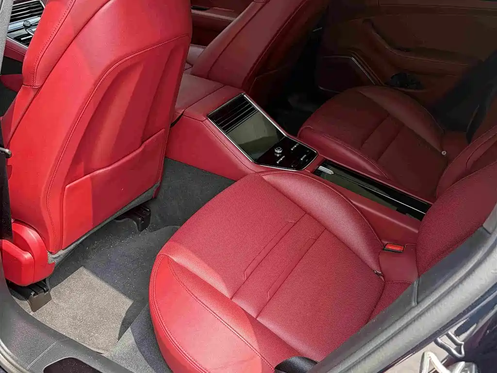 Porsche Panamera — миниатюра 5