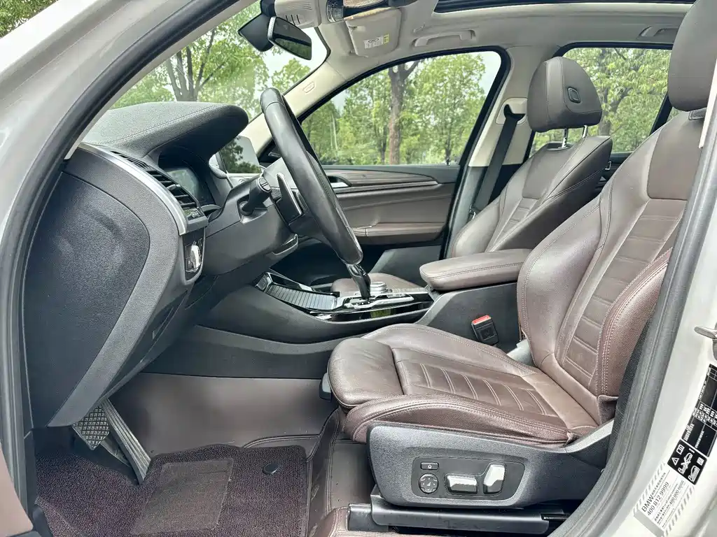 BMW X3 — миниатюра 4