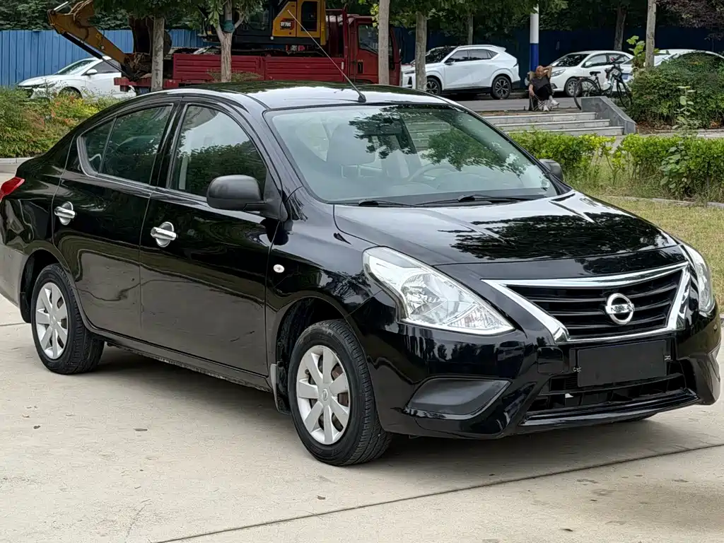 Nissan Sunny — миниатюра 3