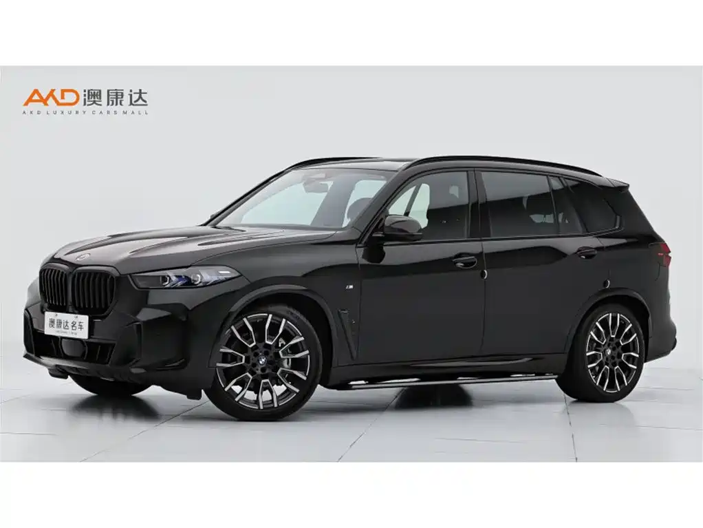 宝马X5/40Li/3.0T/23款/xDrive M运动曜夜套装 2024