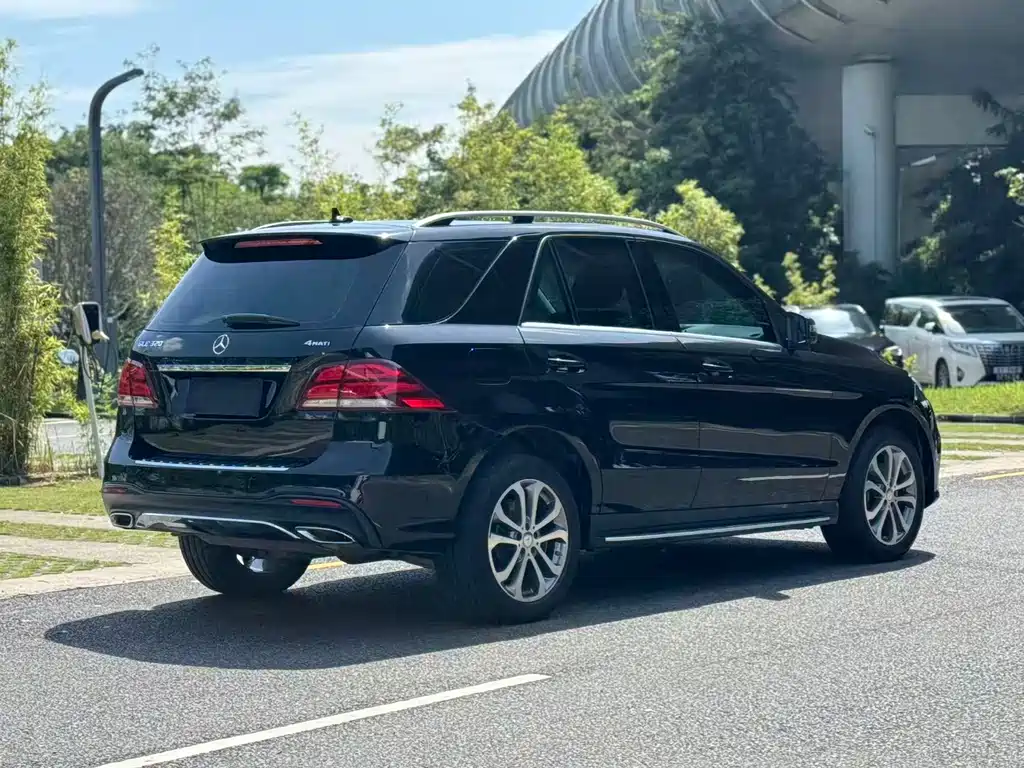 Mercedes-Benz GLE 2017 GLE 320 4MATIC Luxury