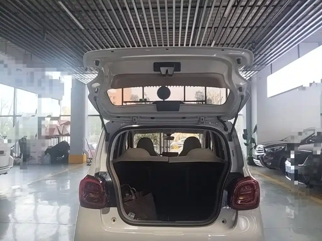 Wuling MINIEV — миниатюра 19