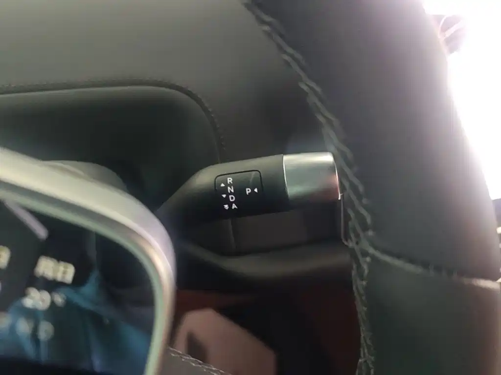 Li Auto Li L8 — миниатюра 14