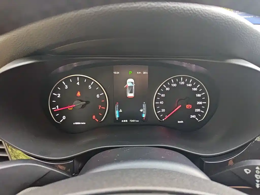 BYD MAX — миниатюра 12