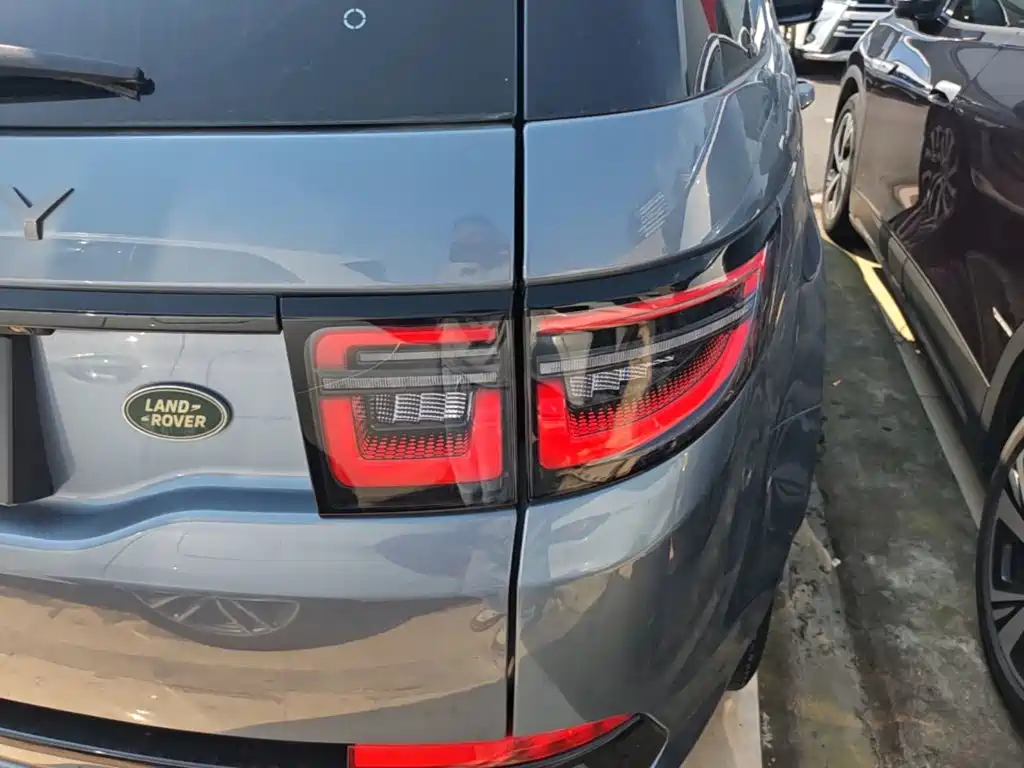 Land Rover Discovery Sport — миниатюра 8