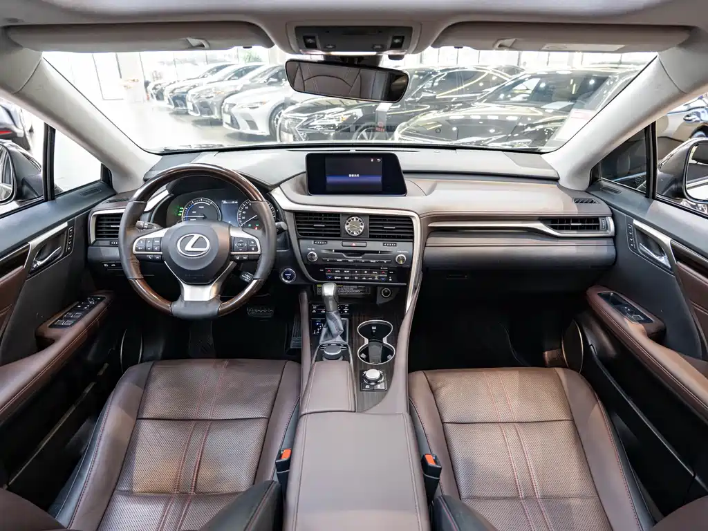 Lexus RX — миниатюра 13