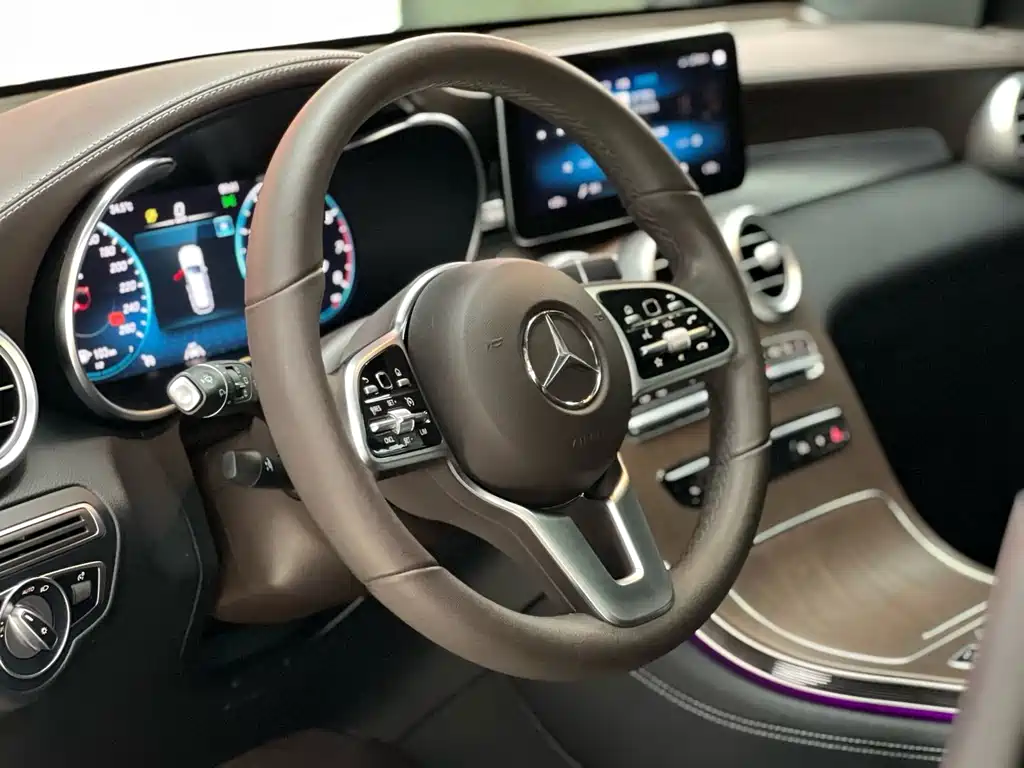 Mercedes-Benz GLC — миниатюра 7