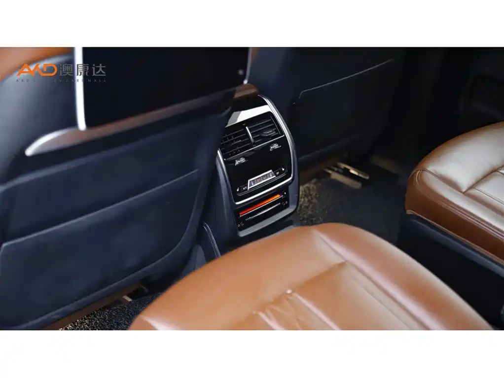 BMW X7 — миниатюра 10