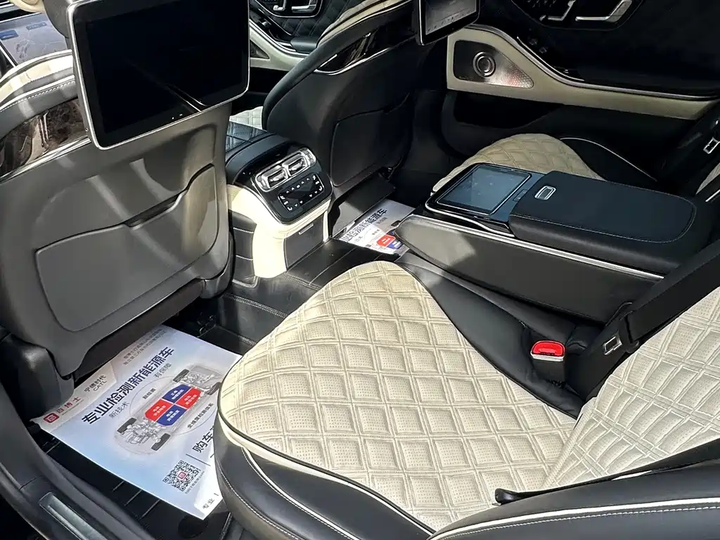Mercedes-Benz S-Class — миниатюра 14