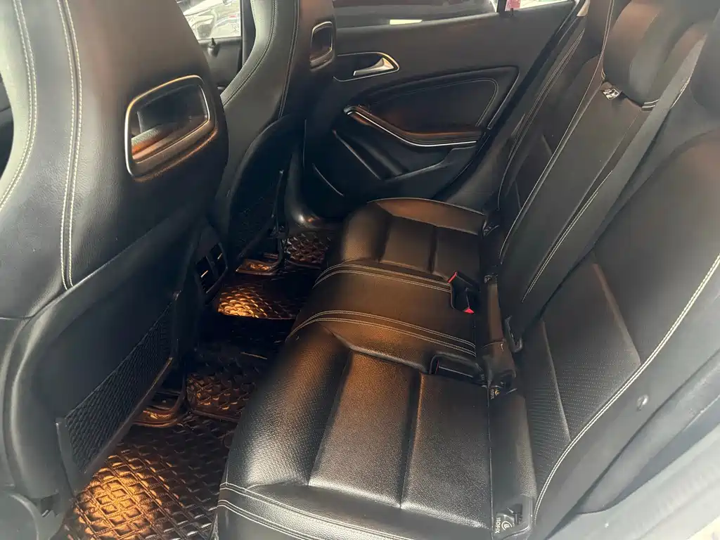 Mercedes-Benz GLA — миниатюра 5