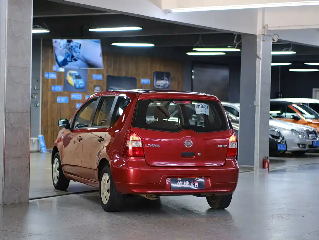 Nissan Livina — миниатюра 4