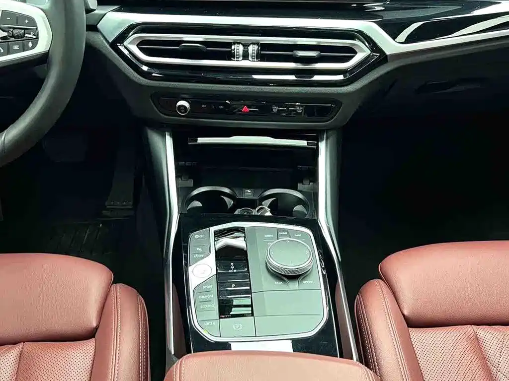 BMW 3 Series — миниатюра 11