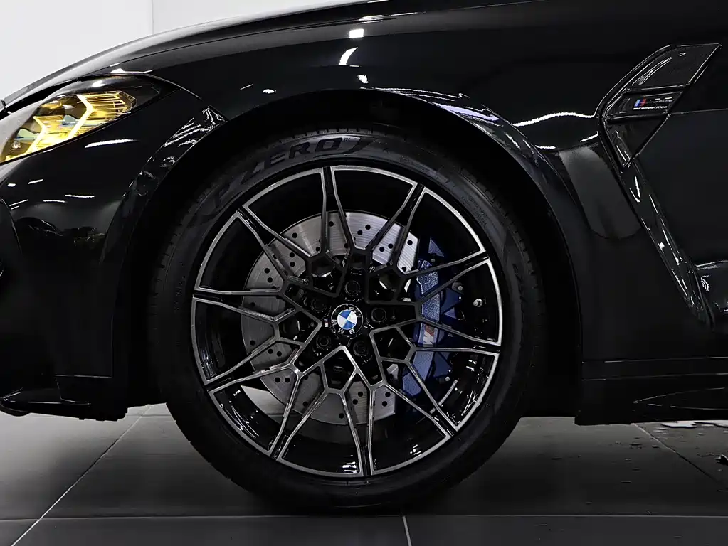 BMW M4 — миниатюра 8