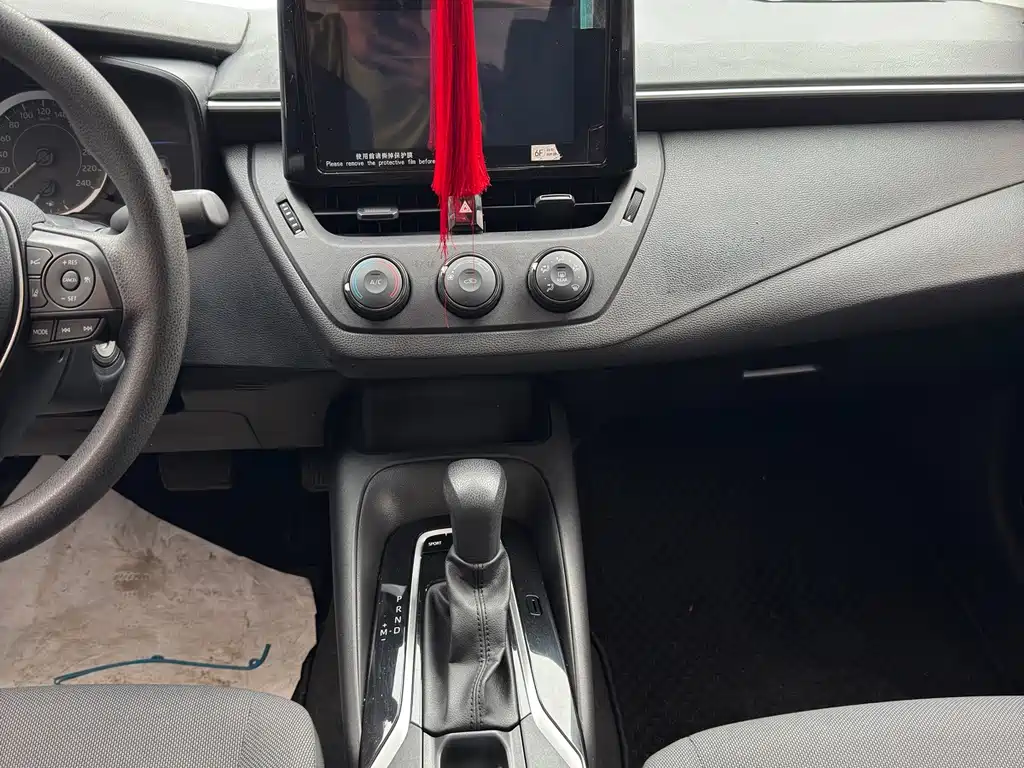 Toyota Corolla — миниатюра 8
