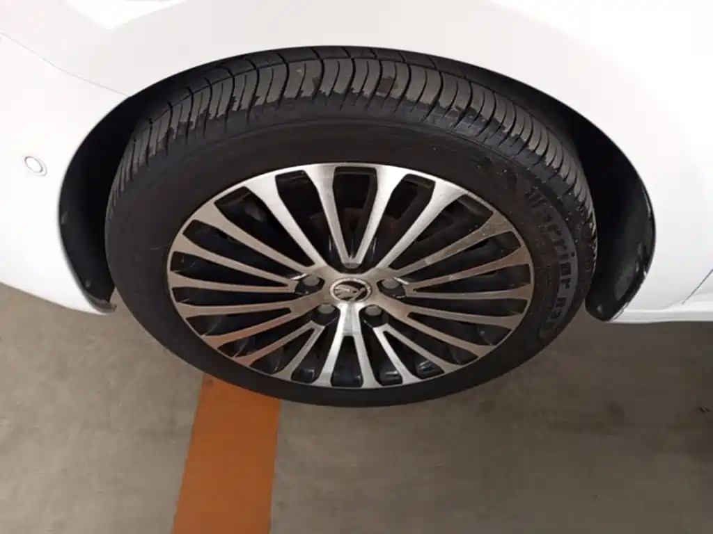 Skoda Superb — миниатюра 23