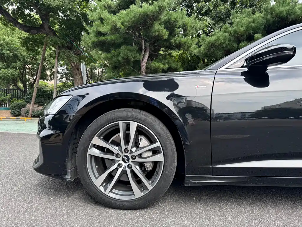 Audi A6L — миниатюра 14