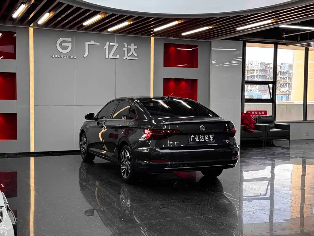 Volkswagen Sagitar — миниатюра 12
